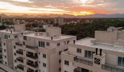 APARTAMENTO - FRENTE MAR