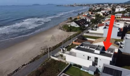 EXELENTE SOBRADO EM FRENTE AO MAR EM ITAPOÁ BALNEARIO CAMBIJU