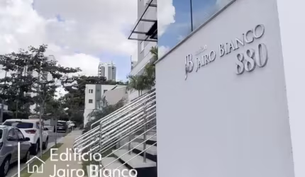 Jairo Bianco 3 dormitórios sendo 1 suíte