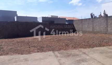 Lote no Parque dos Flamboyant