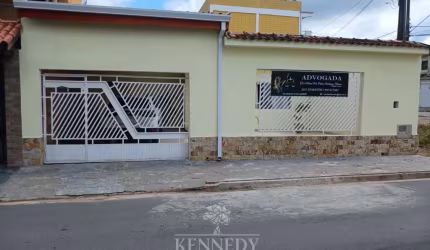 Casa com 2 quartos à venda no Centro, Juquitiba  por R$ 1.300.000