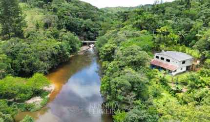Chácara / sítio com 2 quartos à venda no Centro, Juquitiba  por R$ 600.000