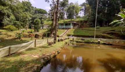 Chácara / sítio com 2 quartos à venda no Centro, Juquitiba  por R$ 370.000