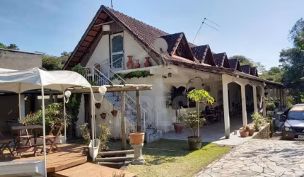 Chácara / sítio com 5 quartos à venda no Centro, Juquitiba  por R$ 980.000