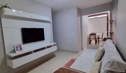Apartamento 2Qts / Suíte com quintal em Colina de Laranjeiras