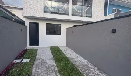 Sobrado com 2 suítes, ótimo acabamento no Umbara - Curitiba