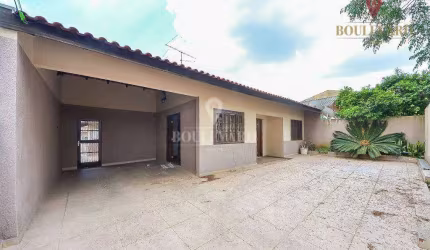 Casa  térrea com 3 dormitórios à venda, 115 m² por R$ 850.000 - Uberaba - Curitiba/PR
