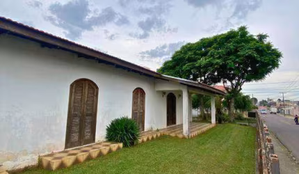 Casa térrea com quintal e 3 dormitórios à venda, 177 m² por R$ 750.000 - Afonso Pena - São José dos Pinhais/PR