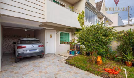 Sobrado triplex de rua com 3 dormitórios à venda, 152 m² por R$ 775.000 - Bairro Alto - Curitiba/PR