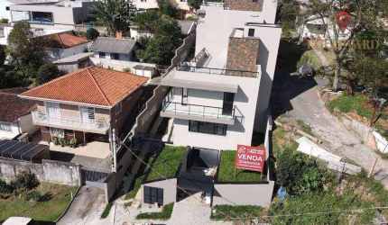 Sobrado novo em condomínio fechado com 3 dormitórios à venda, 165 m² por R$ 1.700.000 - Uberaba - Curitiba/PR