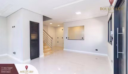 Sobrados novos em rua sem saída, com 3 dormitórios à venda, 137 m² por R$ 869.000 - Uberaba - Curitiba/PR
