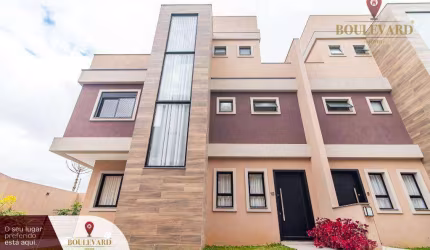 Sobrado em condomínio fechado com 3 dormitórios à venda, 122 m² por R$ 865.000 - Uberaba - Curitiba/PR
