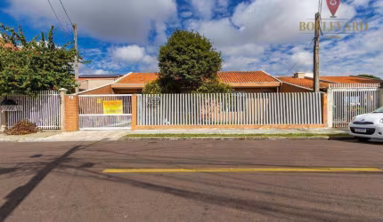 Casa térrea com 4 dormitórios à venda, 162 m² por R$ 650.000 - Cajuru - Curitiba/PR