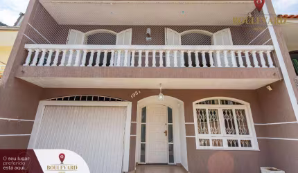 Sobrado com 4 dormitórios à venda, 207 m² por R$ 985.000,00 - Xaxim - Curitiba/PR