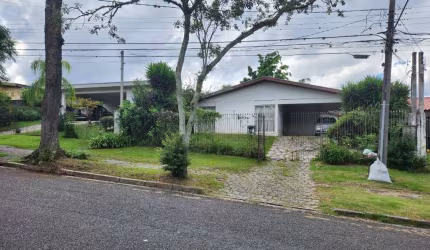 Jardim Social, terreno 493,67m², casa183,90m²,2 salas, lareira, 3 quartos sendo 1 suíte, 2 vagas, C