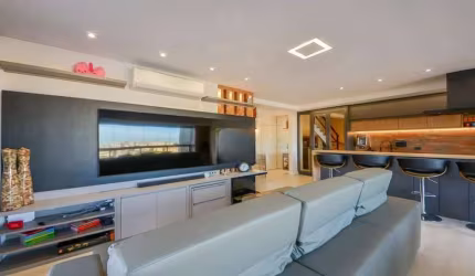 Água Verde, Cobertura Duplex, Ed. Win, 3 Quartos, 2 Vagas,142.48m² Privativos, Condomínio Clube à v