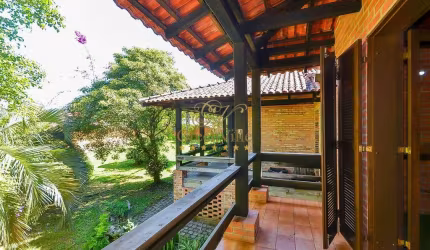 Lapa, Casa de Época , tijolos maciço, madeira de imbuia, 3 suítes, adega, terreno 1.039 m², à venda