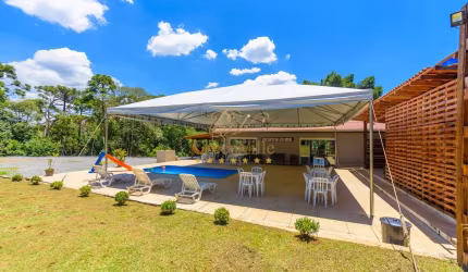 Quatro Barras - Chácara 15.000m², Vista Serra do Mar, Piscina Aquecida, 35 km Terminal do Cabral/ C