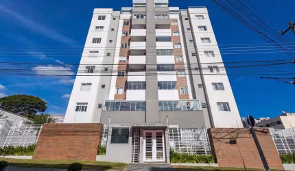 Bairro Portão, Apartamento com 91 metros privativos, 3 quartos, suíte, sacada com churrasqueira a c
