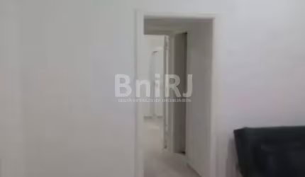 Quarto e sala na praia de Botafogo
