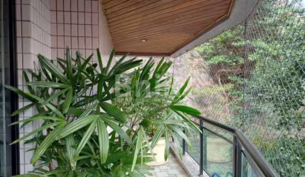 Excelente Apartamento de 4 quartos reformado  na  Lagoa