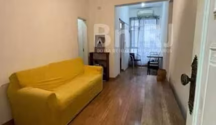 APARTAMENTO 2 QUARTOS HUMAITA
