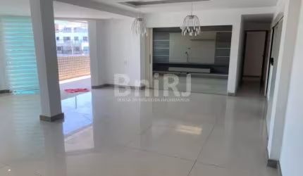 Cobertura duplex, 6 quartos,   Avenida Fernando Mattos, 300m2, Próximo à praia e ao lado do metrô, Barra da Tijuca, Rio de Janeiro, RJ