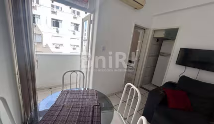 VENDO  NO POSTO 5 COM VAGA,  VARANDINHA APARTAMENTO DE SALA E QUARTO, COPACABANA-RIO DE JANEIRO RJ