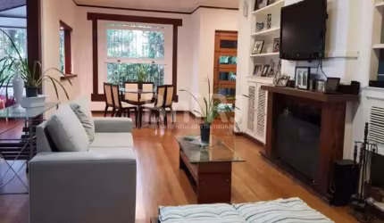 OTIMA CASA BEIRA DE RUA -04 SUITES- CASTELANEA- PETROPOLIS - RJ