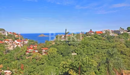 Maravilhosa Casa com 4 Suítes em Condominio no Joá !!!!!!