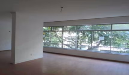 Excelente apartamento de 4 quartos com 268m²