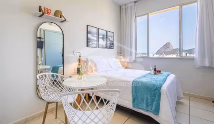 CATETE - Lindo studio  mobiliado / equipado, com 20 m²
