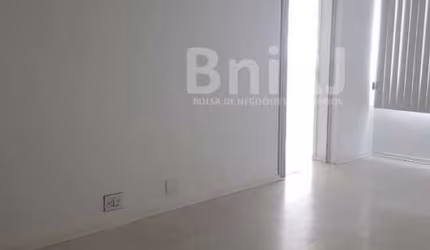 TIJUCA - Sala comercial na Conde de Bonfim