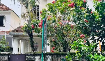 CASA DUPLEX 5 QUARTOS URCA