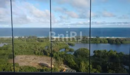 Cobertura triplex na Barra