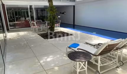 LINDA!!! VIZINHANÇA NOBRE! TOTAL SEGURANÇA!!!