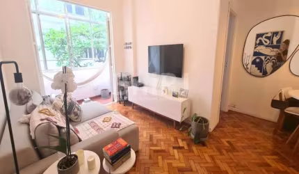 Vendo quarto e sala com varanda  Posto 6 Copacabana , Copanema, Rio de Janeiro