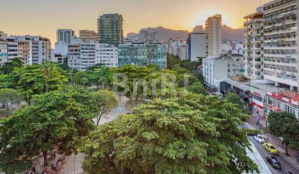 Lindo Com 3 Suítes e vista DESLUMBRANTE