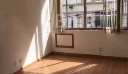 APARTAMENTO 2 QUARTOS 1 VAGA  BOTAFOGO