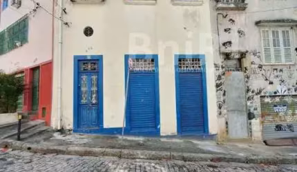 Vendo Sobrado na Glória, rua Cândido Mendes