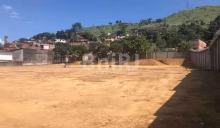 Terreno 5.453 m² Avenida Brasil, Bangu