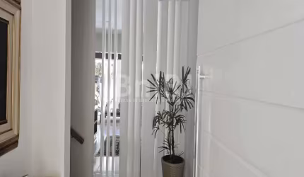 Excelente Casa Reformada Com Segurança 24hs