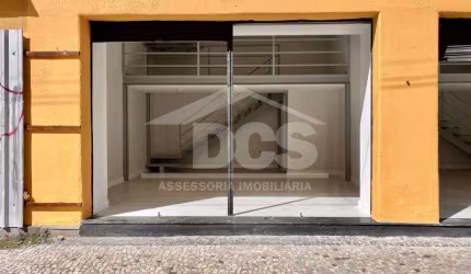 Loja para Alugar - Recém-Reformada. 36,98m² com Jirau. Ponto Comercial de Alto Fluxo no Centro do Rio