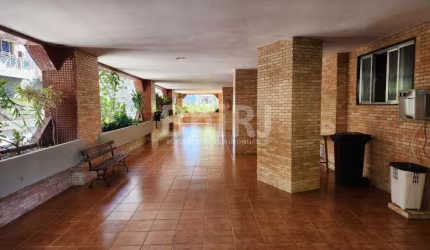 Excelente apartamento ao lado do Shopping e Metrô !