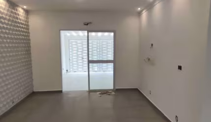 'Excelente Oportunidade Comercial na Vila Tupi – Próximo à Praia e Comércios
