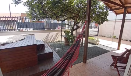 Casa com 3 quartos à venda no Itacolomi, Balneário Piçarras , 110 m2 por R$ 550.000