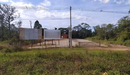 Terreno a venda ou locação de casa e terreno de Frente a BR 101, em Balneário Piçarras-SC