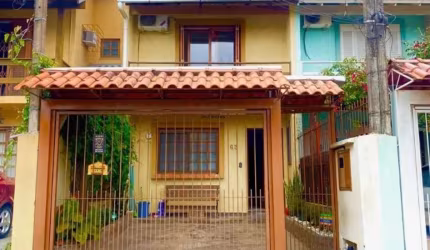 Imperdível! Casa à venda em Porto Alegre-RS, bairro Hípica. 3 quartos, 2 salas, 2 banheiros, 1 vaga de garagem.