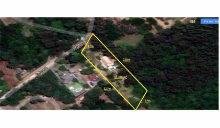 Terreno em Condomínio de Luxo na Vila Nova - Porto Alegre-RS  11.000 m² de Área Privilegiada