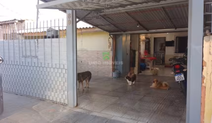 Imperdível! Casa à venda em Porto Alegre-RS, bairro Restinga, 3 quartos, sala, 2 vagas e 100m² de área. Confira!